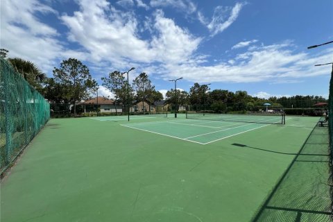 Casa en venta en Orlando, Florida, 4 dormitorios, 172.33 m2 № 1909308 - foto 9