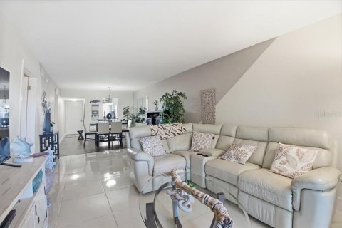 Copropriété à vendre à Bradenton, Floride: 2 chambres, 89.19 m2 № 2103727 - photo 11