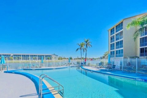 Copropriété à vendre à Bradenton, Floride: 2 chambres, 89.19 m2 № 2103727 - photo 25