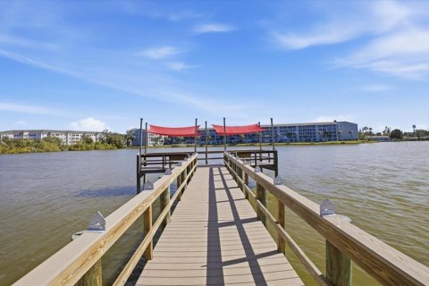 Copropriété à vendre à Bradenton, Floride: 2 chambres, 89.19 m2 № 2103727 - photo 30