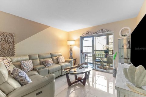 Copropriété à vendre à Bradenton, Floride: 2 chambres, 89.19 m2 № 2103727 - photo 10