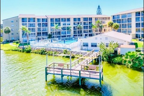 Copropriété à vendre à Bradenton, Floride: 2 chambres, 89.19 m2 № 2103727 - photo 26