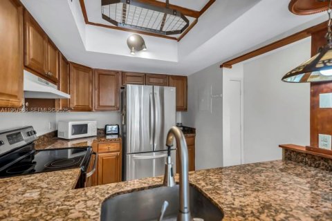 Copropriété à vendre à Dania Beach, Floride: 2 chambres, 86.86 m2 № 2032537 - photo 6