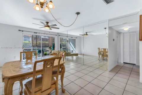 Copropriété à vendre à Dania Beach, Floride: 2 chambres, 86.86 m2 № 2032537 - photo 12