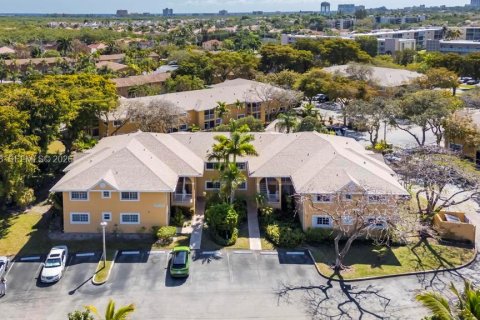 Copropriété à vendre à Dania Beach, Floride: 2 chambres, 86.86 m2 № 2032537 - photo 18