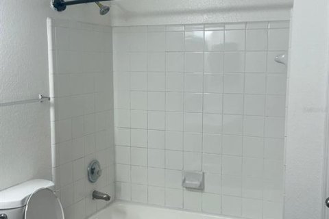 Condo in Kissimmee, Florida, 2 bedrooms № 2123204 - photo 6