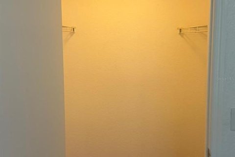 Condo in Kissimmee, Florida, 2 bedrooms № 2123204 - photo 10
