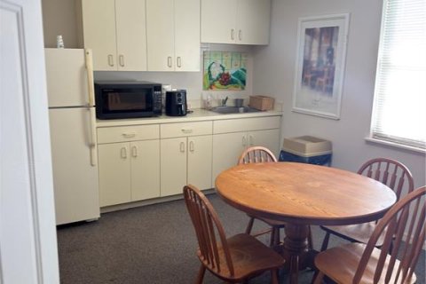 Immobilier commercial à louer à Port Charlotte, Floride: 571.72 m2 № 2097524 - photo 4