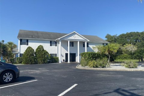 Immobilier commercial à Port Charlotte, Floride 571.72 m2 № 2097524