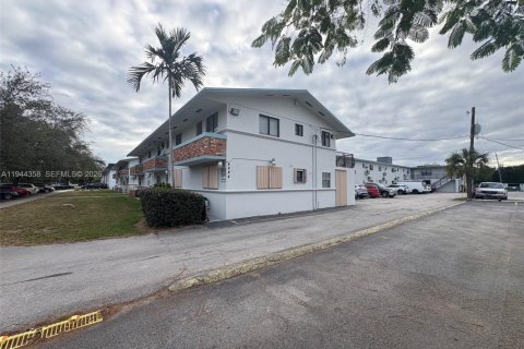 Condo in Miami, Florida, 1 bedroom  № 2001575