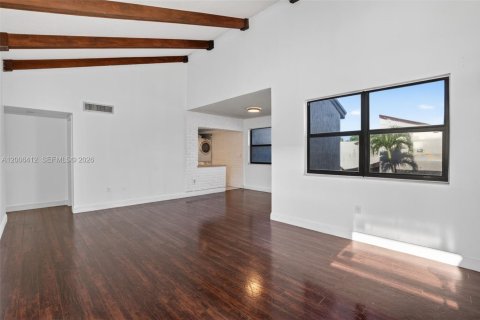 Condominio en venta en Miami, Florida, 3 dormitorios, 118.45 m2 № 2090772 - foto 7