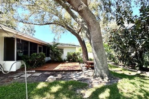 Villa ou maison à vendre à Largo, Floride: 4 chambres, 166.67 m2 № 1868988 - photo 3