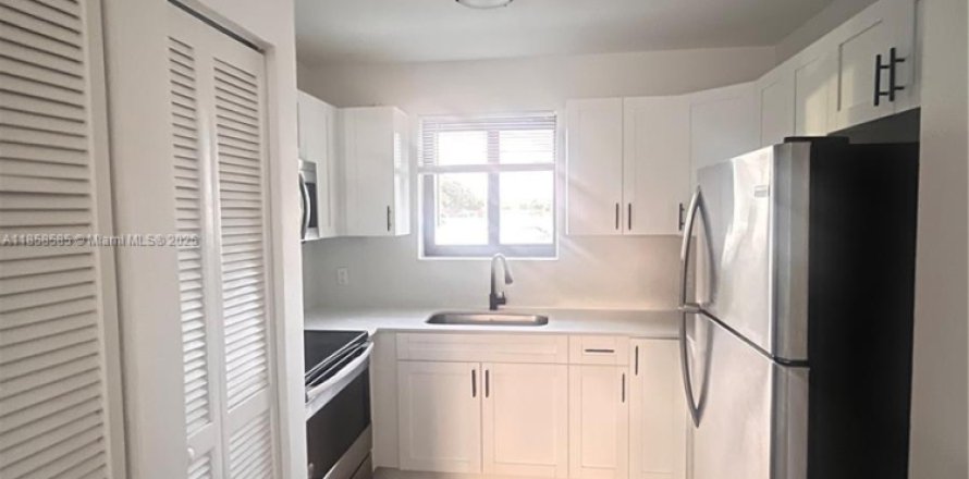 Appartement à Miami, Floride 2 chambres № 1882114