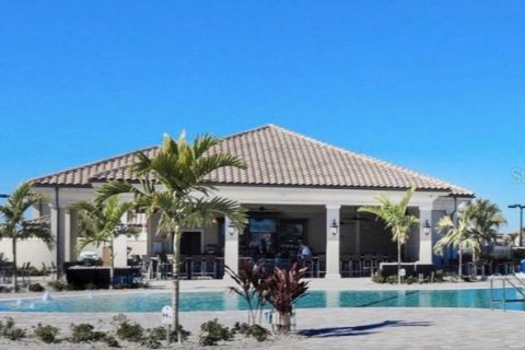 Condo in Bradenton, Florida, 3 bedrooms in LAKEWOOD NATIONAL  № 221252 - photo 11