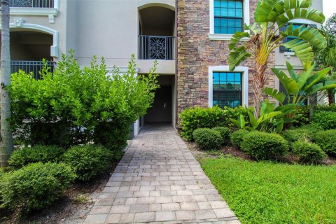 Condo in Bradenton, Florida, 3 bedrooms in LAKEWOOD NATIONAL  № 221252 - photo 20