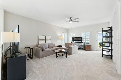 House in Wesley Chapel, Florida 4 bedrooms, 230.12 sq.m. № 1876093 - photo 27