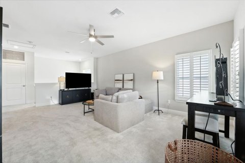 House in Wesley Chapel, Florida 4 bedrooms, 230.12 sq.m. № 1876093 - photo 28