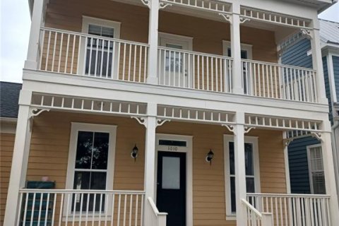 House in Celebration, Florida 4 bedrooms, 183.95 sq.m. № 2203705
