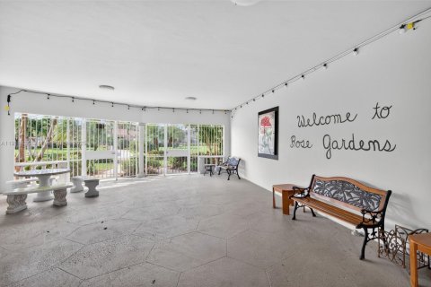 Condo in Lauderdale Lakes, Florida, 1 bedroom  № 2090266 - photo 24