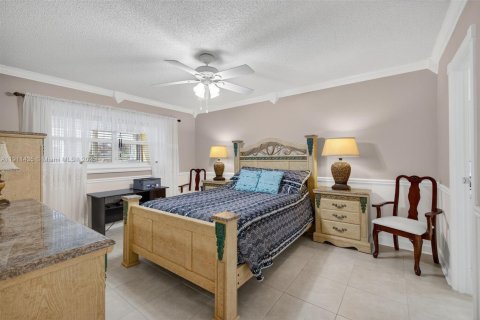 Condo in Lauderdale Lakes, Florida, 1 bedroom  № 2090266 - photo 18