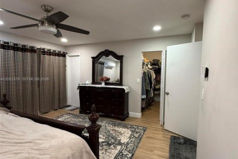 Casa en venta en Lauderhill, Florida, 4 dormitorios, 185.34 m2 № 2065514 - foto 22