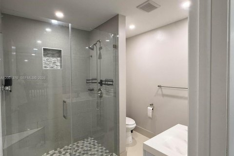 Casa en venta en Lauderhill, Florida, 4 dormitorios, 185.34 m2 № 2065514 - foto 16