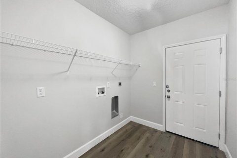House in Apopka, Florida 3 bedrooms, 145.58 sq.m. № 1854015 - photo 22