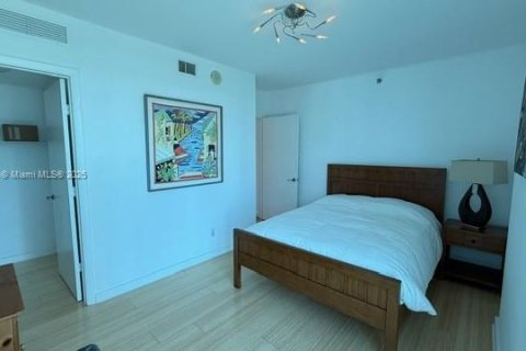 Condo in Fort Lauderdale, Florida, 2 bedrooms  № 1861345 - photo 16