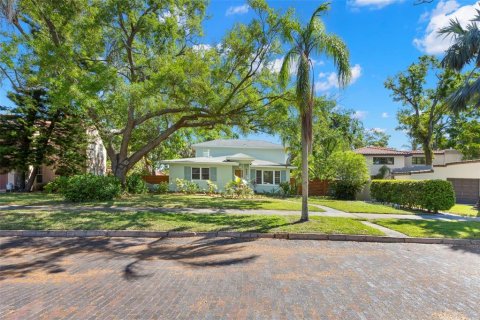 Terreno en venta en Saint Petersburg, Florida № 1857997 - foto 8