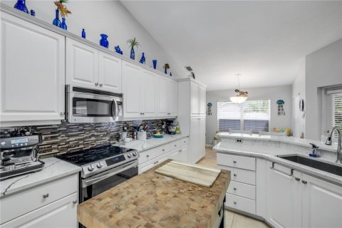 House in Port Orange, Florida 3 bedrooms, 185.62 sq.m. № 1886027 - photo 10