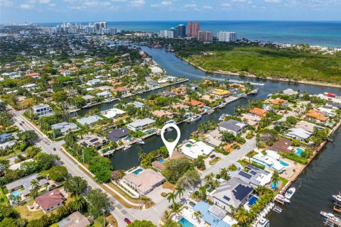 Casa en venta en Fort Lauderdale, Florida, 4 dormitorios, 442.49 m2 № 1940876 - foto 28