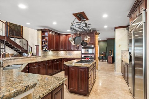 Casa en venta en Fort Lauderdale, Florida, 4 dormitorios, 442.49 m2 № 1940876 - foto 10