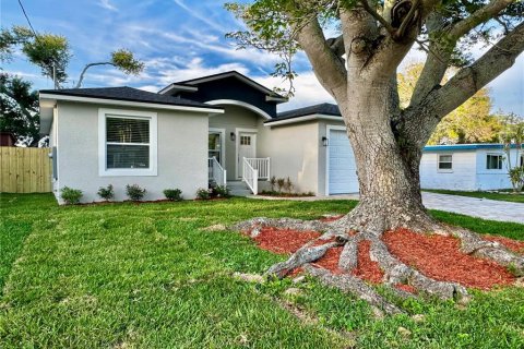 Casa en venta en Seminole, Florida, 4 dormitorios, 127.46 m2 № 1552994 - foto 2