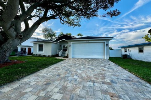 Casa en venta en Seminole, Florida, 4 dormitorios, 127.46 m2 № 1552994 - foto 3