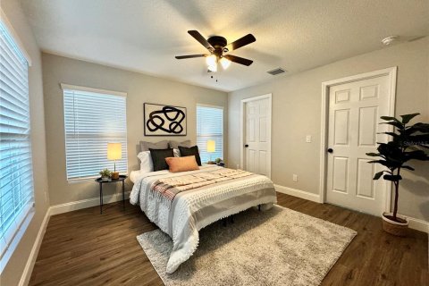Casa en venta en Seminole, Florida, 4 dormitorios, 127.46 m2 № 1552994 - foto 12