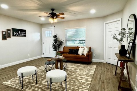 Casa en venta en Seminole, Florida, 4 dormitorios, 127.46 m2 № 1552994 - foto 5