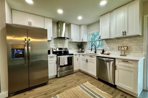 Casa en venta en Seminole, Florida, 4 dormitorios, 127.46 m2 № 1552994 - foto 16