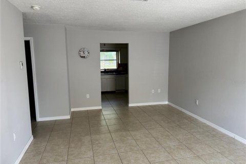 Casa en venta en Dunedin, Florida, 2 dormitorios, 92.81 m2 № 2107128 - foto 3
