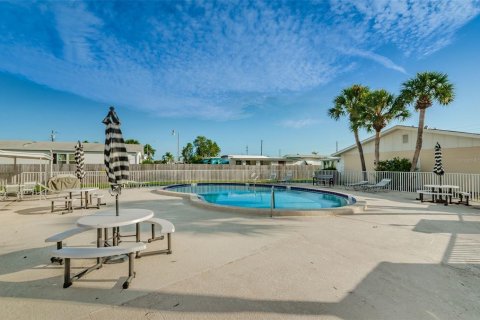 Casa en venta en Dunedin, Florida, 2 dormitorios, 92.81 m2 № 2107128 - foto 24