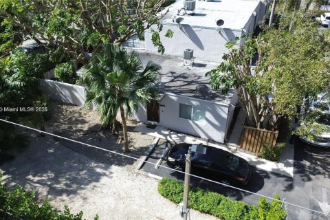 Touwnhouse à vendre à Miami, Floride: 1 chambre, 63.17 m2 № 1955485 - photo 14