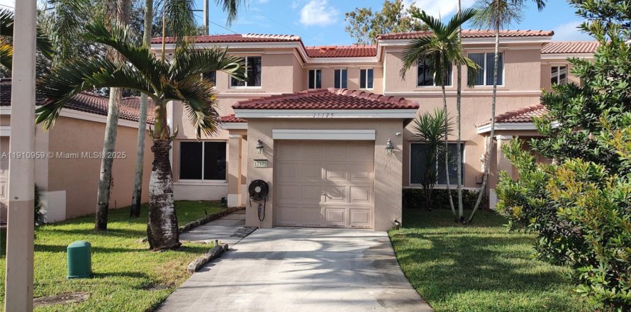 Touwnhouse à Davie, Floride 3 chambres, 153.1 m2 № 1967667