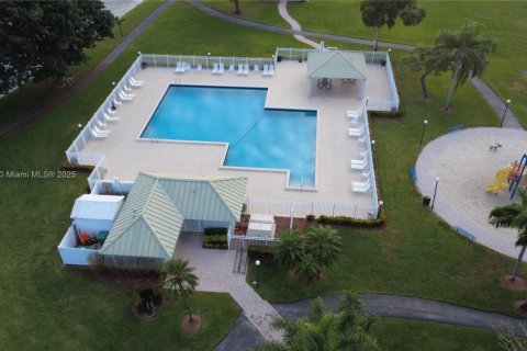 Touwnhouse à louer à Davie, Floride: 3 chambres, 153.1 m2 № 1967667 - photo 20
