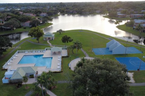 Touwnhouse à louer à Davie, Floride: 3 chambres, 153.1 m2 № 1967667 - photo 15