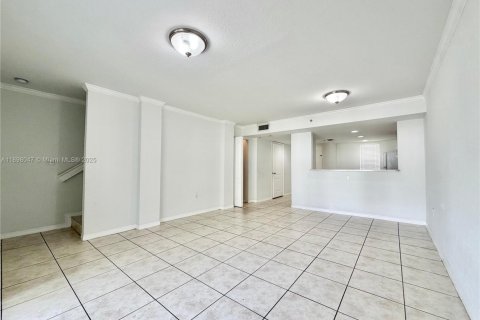 Apartment in Doral, Florida 2 bedrooms, 133.78 sq.m. № 1951123 - photo 7
