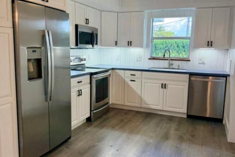 House in Boca Raton, Florida 2 bedrooms, 131.18 sq.m. № 2083828 - photo 3
