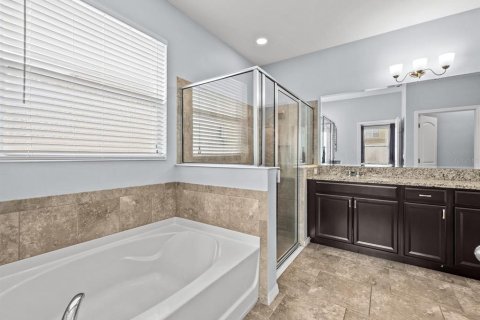 Casa en venta en Kissimmee, Florida, 4 dormitorios, 264.86 m2 № 1567205 - foto 24