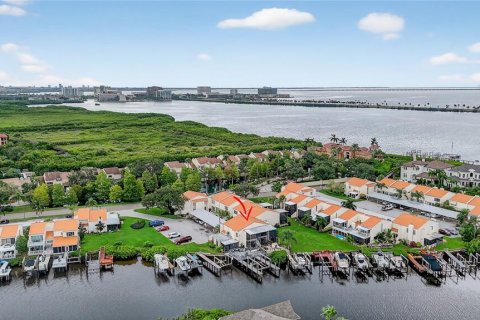 Copropriété à vendre à Tampa, Floride: 2 chambres, 153.29 m2 № 1919889 - photo 26