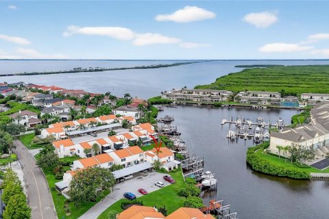 Copropriété à vendre à Tampa, Floride: 2 chambres, 153.29 m2 № 1919889 - photo 27