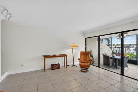 Copropriété à vendre à Tampa, Floride: 2 chambres, 153.29 m2 № 1919889 - photo 13