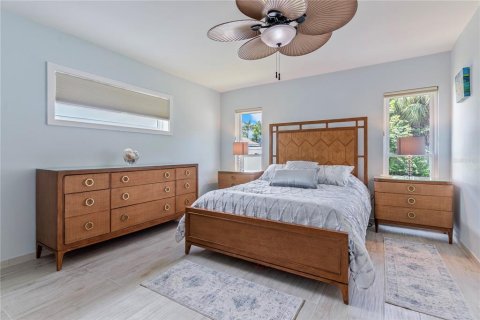 Villa ou maison à vendre à Indian Rocks Beach, Floride: 3 chambres, 207.17 m2 № 2419727 - photo 23